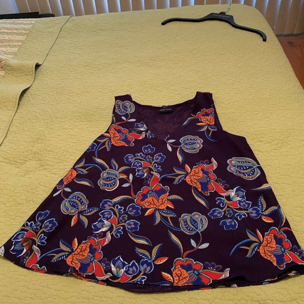 Adrienne Vittadini swing top